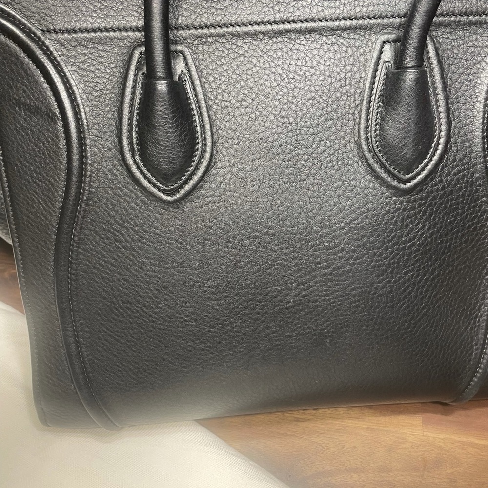 Celine Medium Phantom Luggage Tote in black supple calfskin leather - Picture 5 of 7